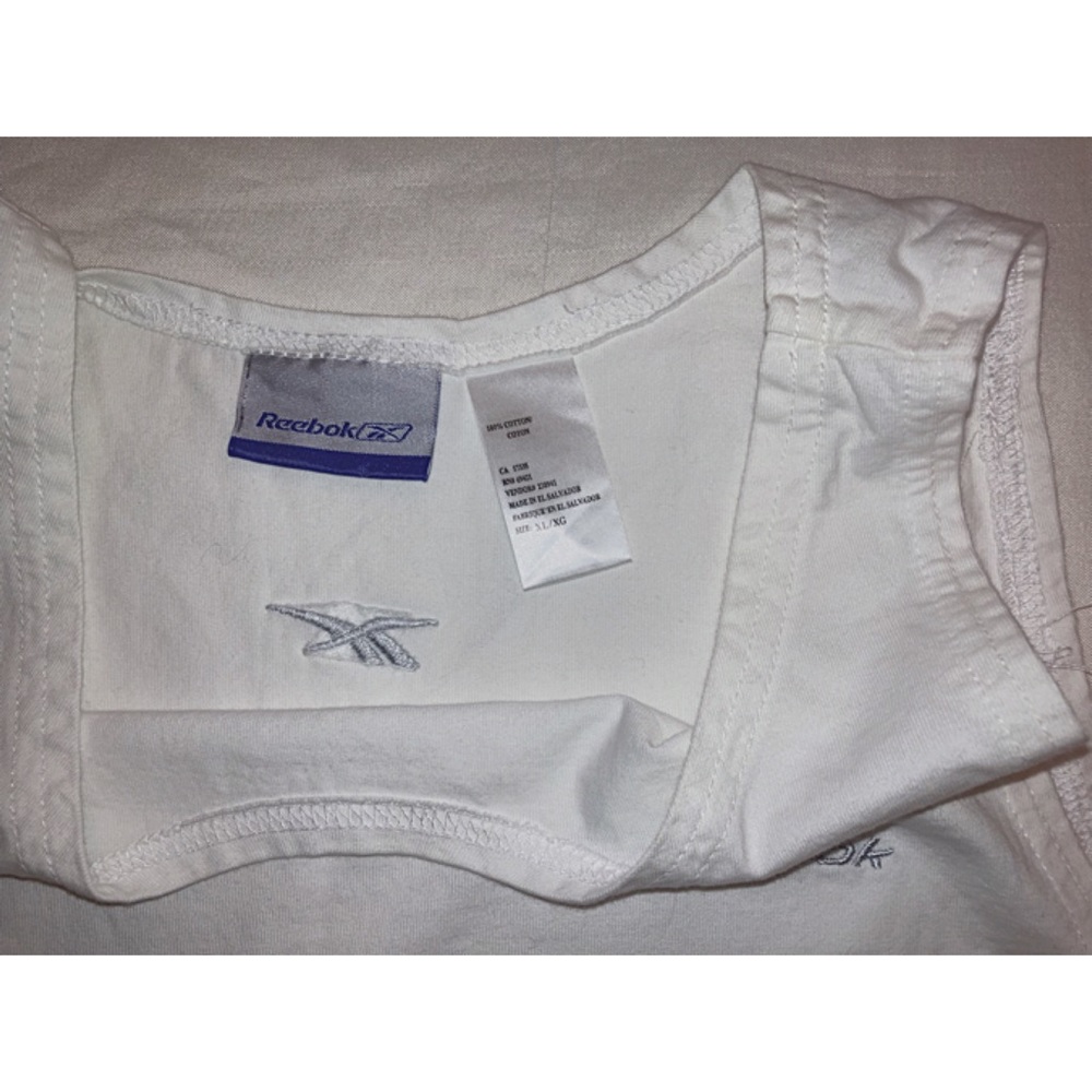 Y2k VTG Reebok Tank - Picture 3 of 6